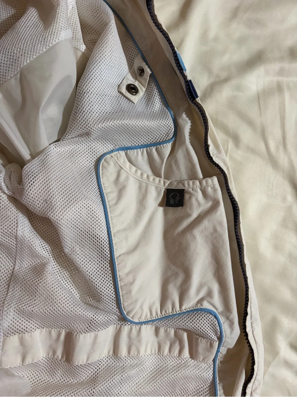 Izod White Windbreaker